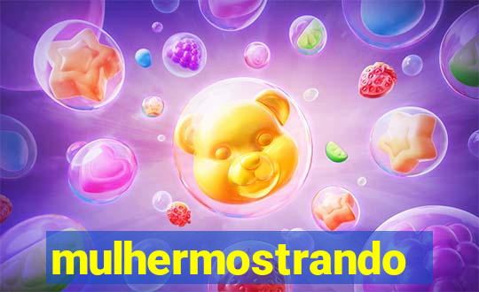 mulhermostrandoopeito